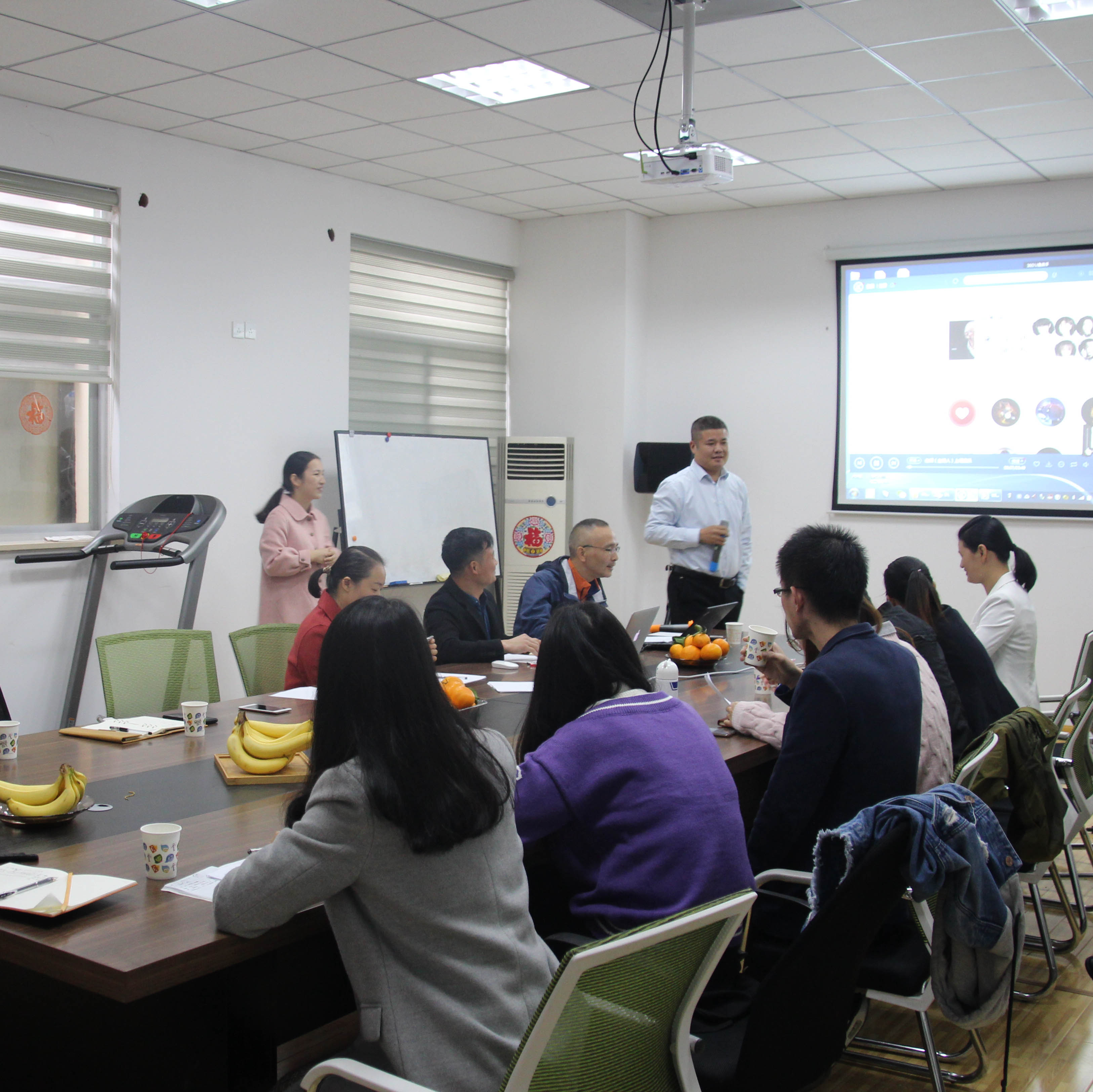 <b>用魅力演说，提升自我，让日皮视频免费看软件强起来</b>