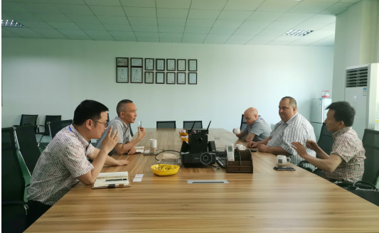 日皮视频免费看软件接待客户图1